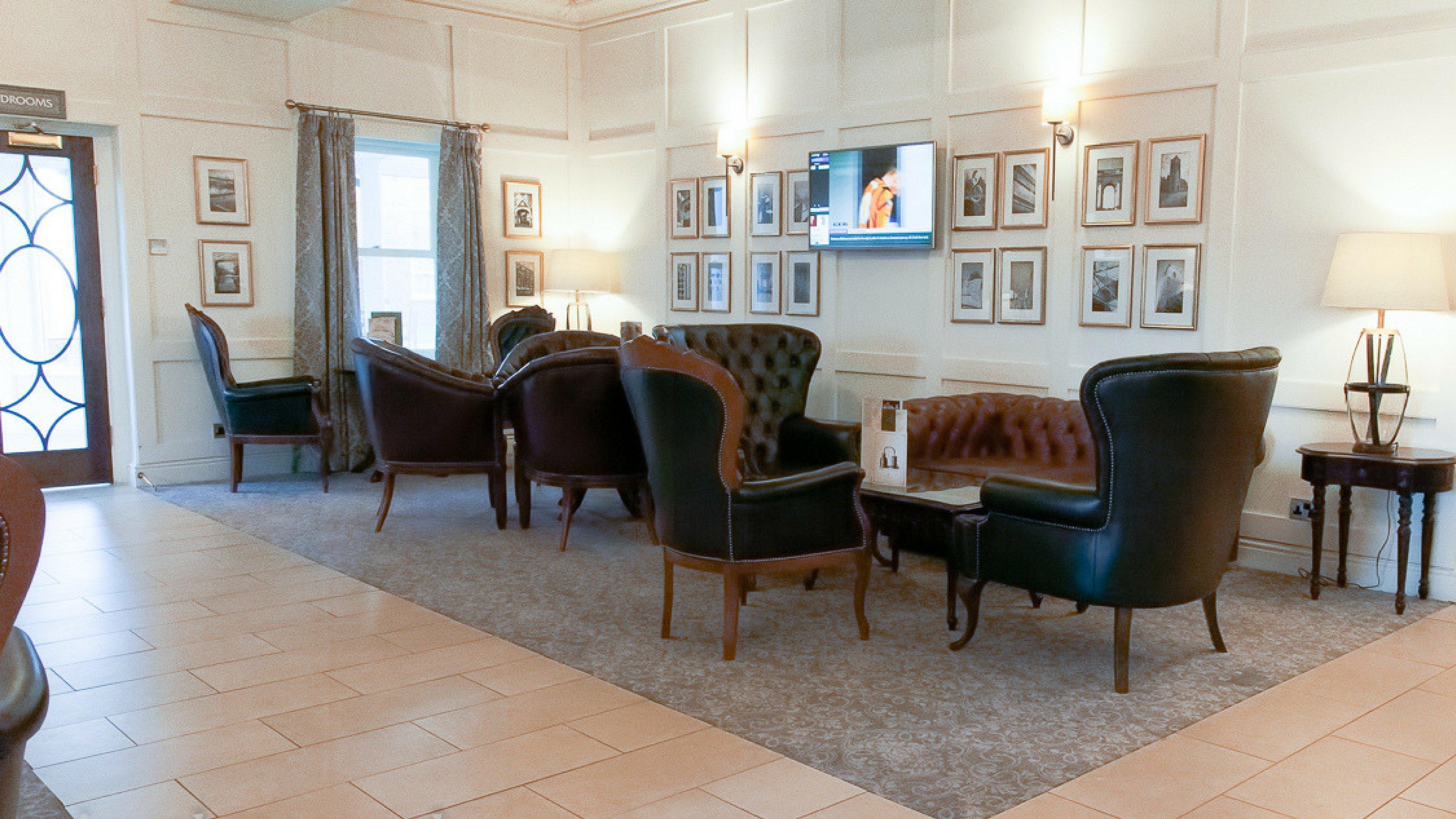 Holiday Inn Milton Keynes East M1 Junc 14 By Ihg Exterior photo