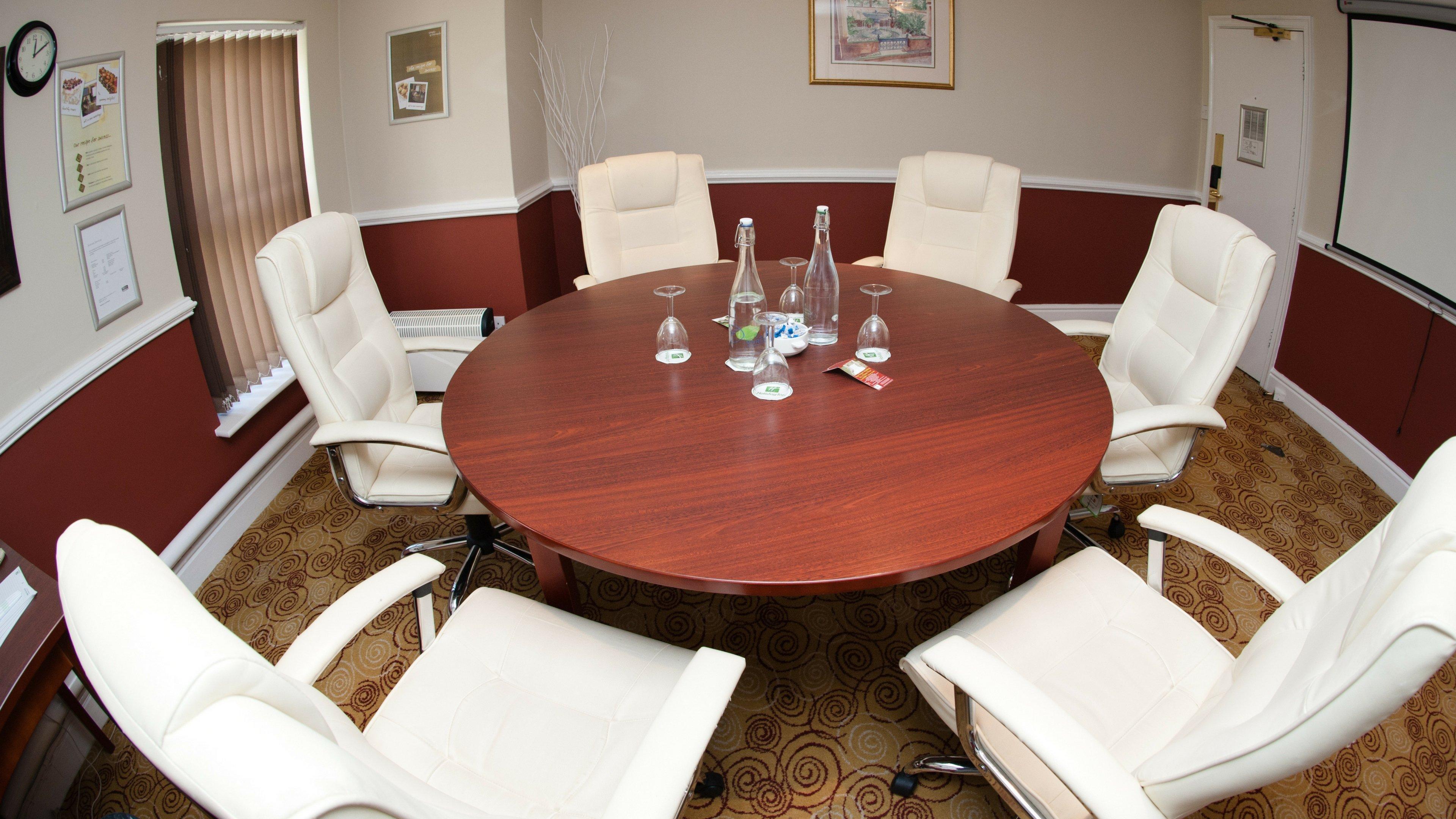 Holiday Inn Milton Keynes East M1 Junc 14 By Ihg Exterior photo