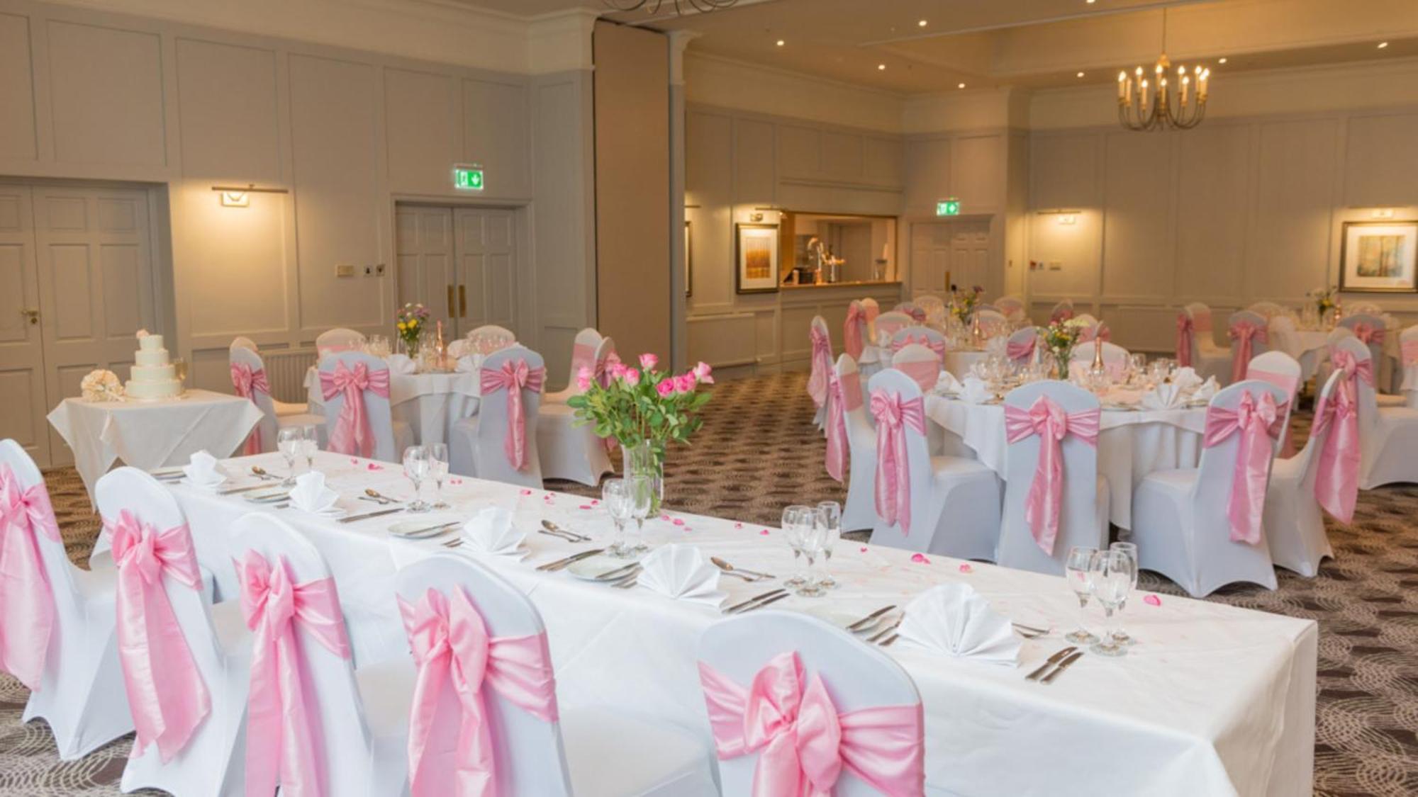 Holiday Inn Milton Keynes East M1 Junc 14 By Ihg Exterior photo