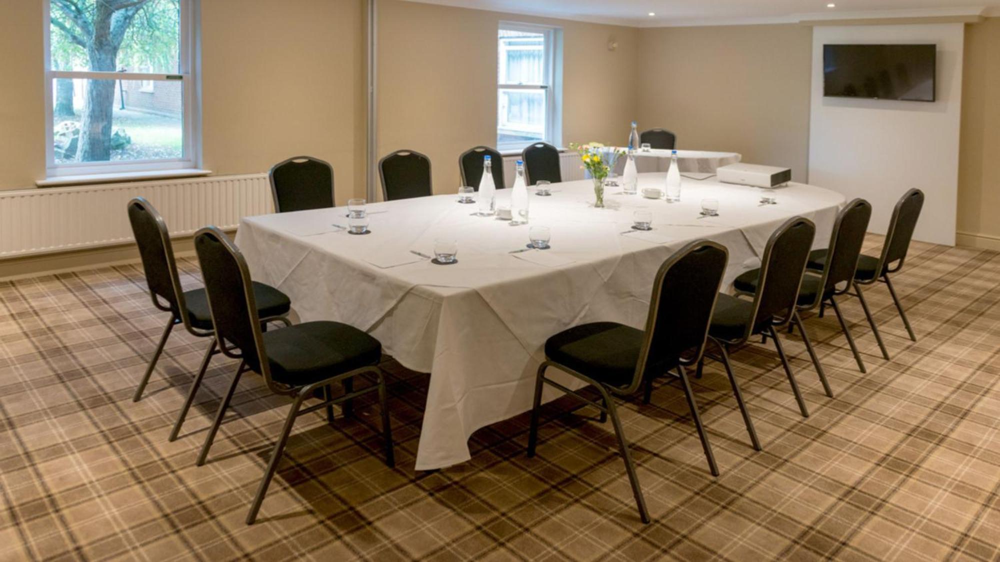Holiday Inn Milton Keynes East M1 Junc 14 By Ihg Exterior photo